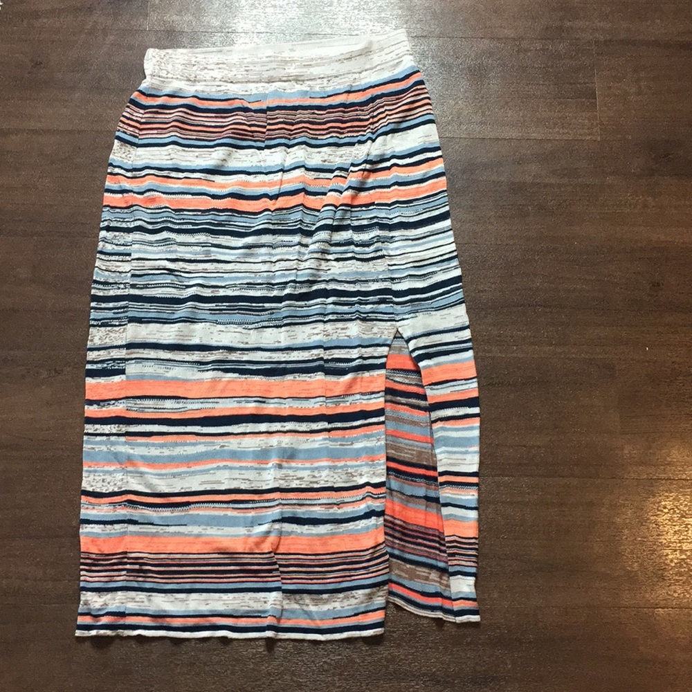 BCBG 3/4 skirt
